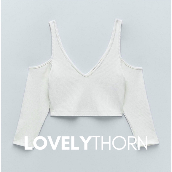 ZARA // white stretch rib knit 3/4 sleeve cut-out cold shoulder crop top - Picture 2 of 14